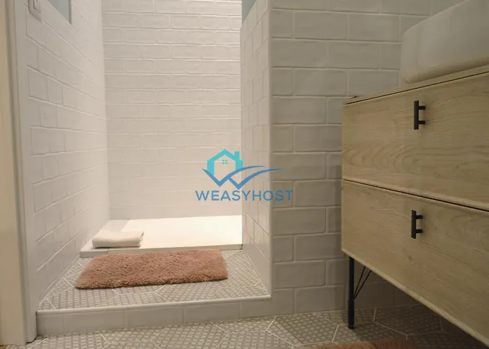 Apartamento Renovated & Bright Tuscolanaflat Roma